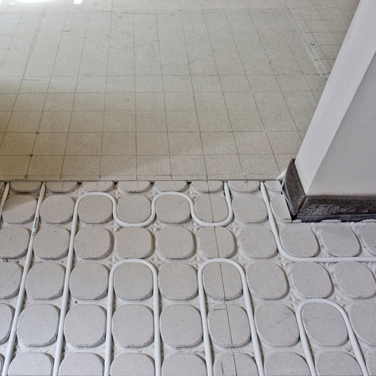 Gefreesde Fermacell Plaat met Rechte Sleuven 18mm 100x60cm